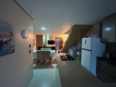 Sobrado com 2 Quartos à venda, 110m² no Laranjal, Pelotas