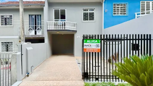 Sobrado com 3 Quartos para alugar, 67m² no Barreirinha, Curitiba