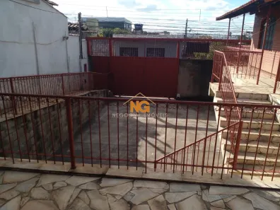 Casa com 3 Quartos à venda, 360m² no Flamengo, Contagem
