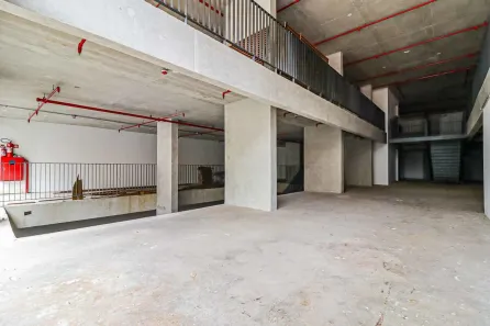 Ponto Comercial para alugar, 682m² no Jardim das Bandeiras, São Paulo