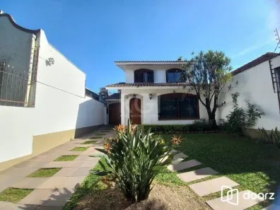Casa com 5 Quartos à venda, 315m² no Santana, Porto Alegre