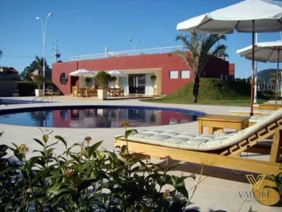 Casa de Condomínio com 4 Quartos à venda, 200m² no São João do Rio Vermelho, Florianópolis