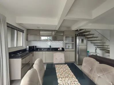 Sobrado com 3 Quartos à venda, 75m² no Pinheira, Palhoça