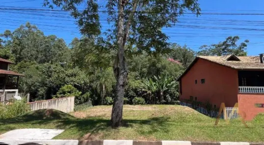 Lote/Terreno à venda, 700m² no Jardim Indaiá, Embu das Artes