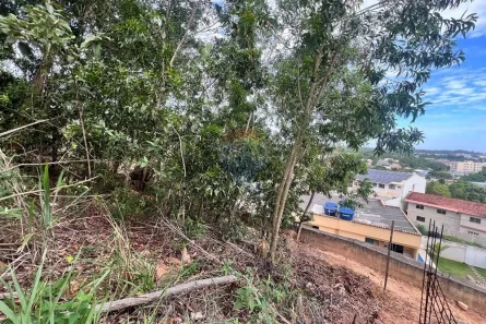 Lote/Terreno à venda, 300m² no Bairro Benevente, Anchieta