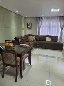 Sobrado com 2 Quartos à venda, 180m² no Vila Lucinda, Santo André