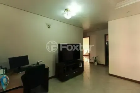 Casa com 2 Quartos à venda, 240m² no Medianeira, Porto Alegre