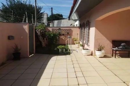 Casa com 3 Quartos à venda, 211m² no Jardim São Paulo, Americana