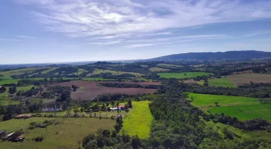 Fazenda/Sítio com 4 Quartos à venda, 535m² no , Araçoiaba da Serra