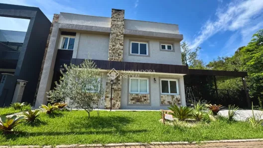 Casa de Condomínio com 3 Quartos à venda, 302m² no Distrito Industrial, Cachoeirinha