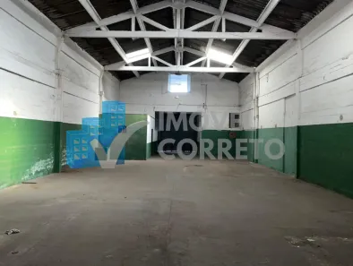 Galpão/Depósito/Armazém para alugar, 380m² no Penha Circular, Rio de Janeiro