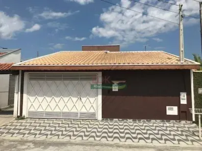 Casa com 4 Quartos à venda, 290m² no Vila Areao, Taubaté