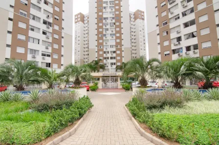 Apartamento com 2 Quartos à venda, 66m² no Vila Ipiranga, Porto Alegre