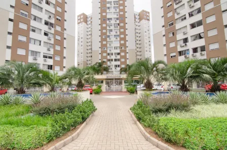 Apartamento com 2 Quartos para venda ou aluguel, 66m² no Vila Ipiranga, Porto Alegre