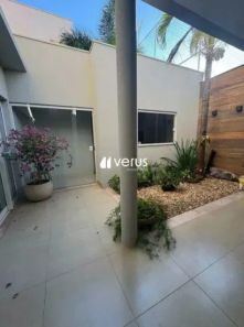 Casa de Condomínio com 3 Quartos à venda, 160m² no Granja Marileusa, Uberlândia