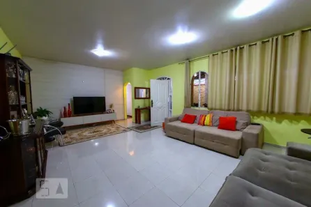 Casa com 5 Quartos para alugar, 300m² no Vila Galvão, Guarulhos