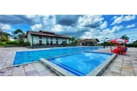 Lote/Terreno à venda, 815m² no Santa Rosa, Simões Filho