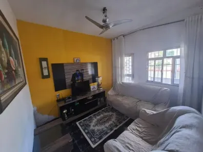 Casa com 2 Quartos à venda, 70m² no São José, Belford Roxo