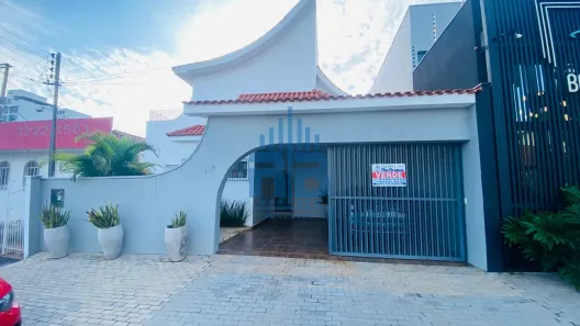 Casa com 3 Quartos à venda, 231m² no Centro, Presidente Prudente