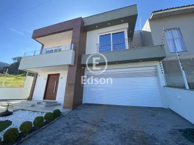 Casa com 3 Quartos à venda, 262m² no São Sebastião, Palhoça