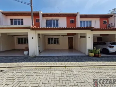 Sobrado com 3 Quartos para alugar, 92m² no Bairro Alto, Curitiba