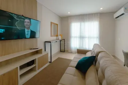 Apartamento com 2 Quartos para alugar, 55m² no Zona 01, Maringá