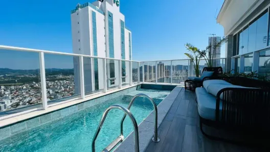 Cobertura com 3 Quartos à venda, 242m² no Centro, Balneário Camboriú