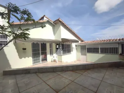 Casa com 2 Quartos à venda, 135m² no São Pedro, Juiz de Fora