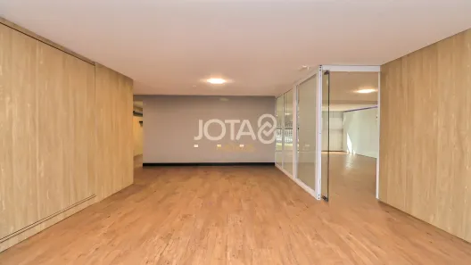 Sala Comercial para alugar, 680m² no Ahú, Curitiba