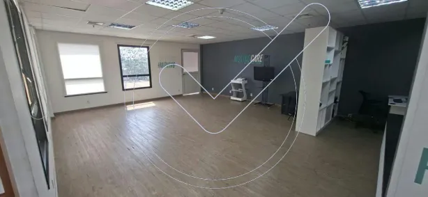Sala Comercial para alugar, 76m² no Alphaville Industrial, Barueri