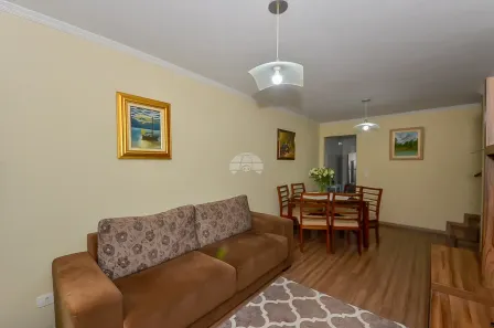 Sobrado com 3 Quartos à venda, 148m² no Capão Raso, Curitiba
