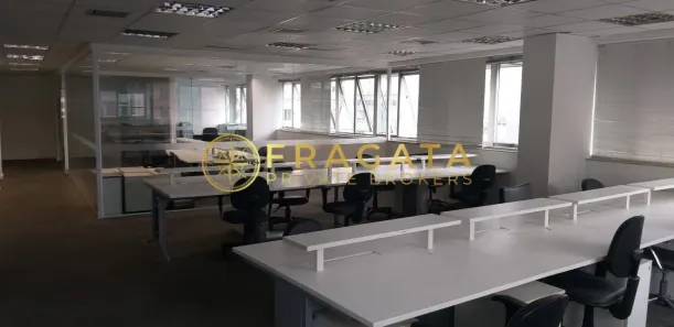 Sala Comercial à venda, 246m² no Cerqueira César, São Paulo