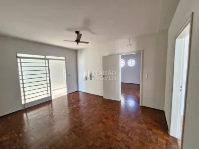 Imóvel Comercial com 3 Quartos à venda, 180m² no Alto Higienópolis, Bauru