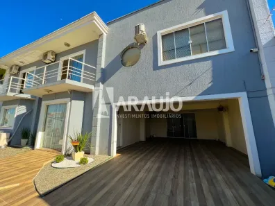 Sobrado com 3 Quartos à venda, 182m² no São João, Itajaí