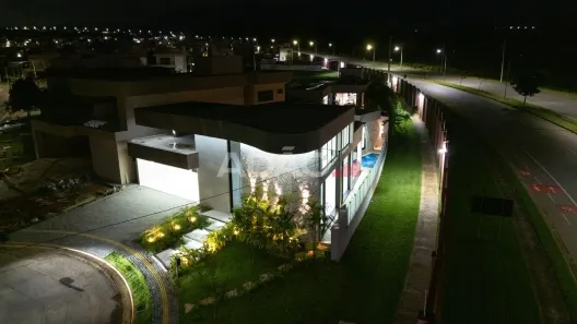 Casa de Condomínio com 4 Quartos à venda, 250m² no Jardins Bolonha, Senador Canedo