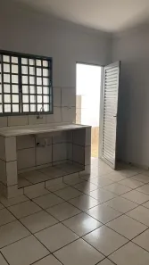 Casa com 3 Quartos para alugar, 70m² no Jardim América, Goiânia