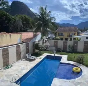 Casa de Condomínio com 4 Quartos para alugar, 392m² no Jacarepaguá, Rio de Janeiro