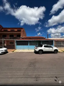 Casa com 4 Quartos à venda, 200m² no Setor Central, Brasília