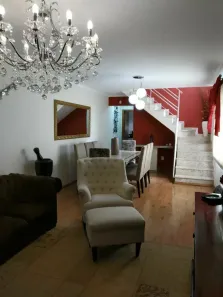 Sobrado com 4 Quartos à venda, 200m² no Parque Jaçatuba, Santo André