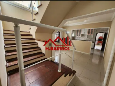 Sobrado com 3 Quartos à venda, 229m² no Vila Ester, São José dos Campos