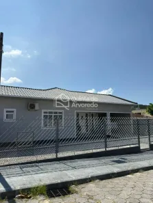 Casa com 3 Quartos à venda, 190m² no Jardim Janaína, Biguaçu