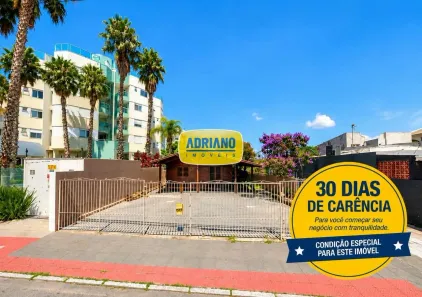 Imóvel Comercial com 3 Quartos para alugar, 169m² no Abraão, Florianópolis