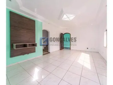 Sobrado com 4 Quartos para alugar, 240m² no Vila Suíça, Santo André