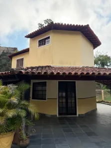 Casa de Condomínio com 3 Quartos para venda ou aluguel, 130m² no Badu, Niterói