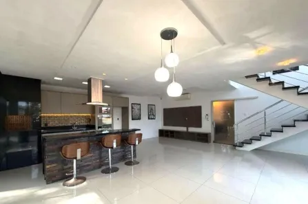 Casa com 3 Quartos à venda, 288m² no Água Verde, Blumenau