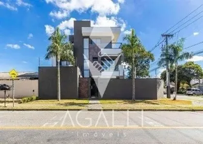 Sobrado com 3 Quartos à venda, 170m² no Boqueirão, Curitiba