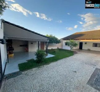 Casa com 4 Quartos à venda, 400m² no Setor Coimbra, Goiânia