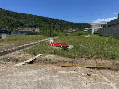 Lote/Terreno à venda, 387m² no Mar Verde II, Caraguatatuba