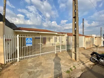 Casa com 3 Quartos para alugar, 200m² no Jardim Parati, Marília