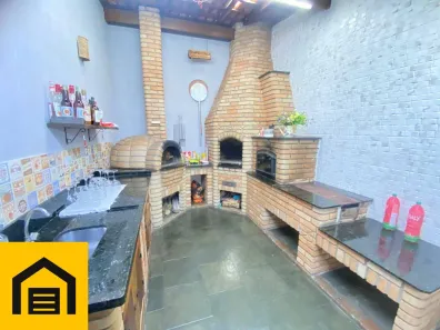 Casa com 3 Quartos à venda, 298m² no Jardim Guapituba, Mauá